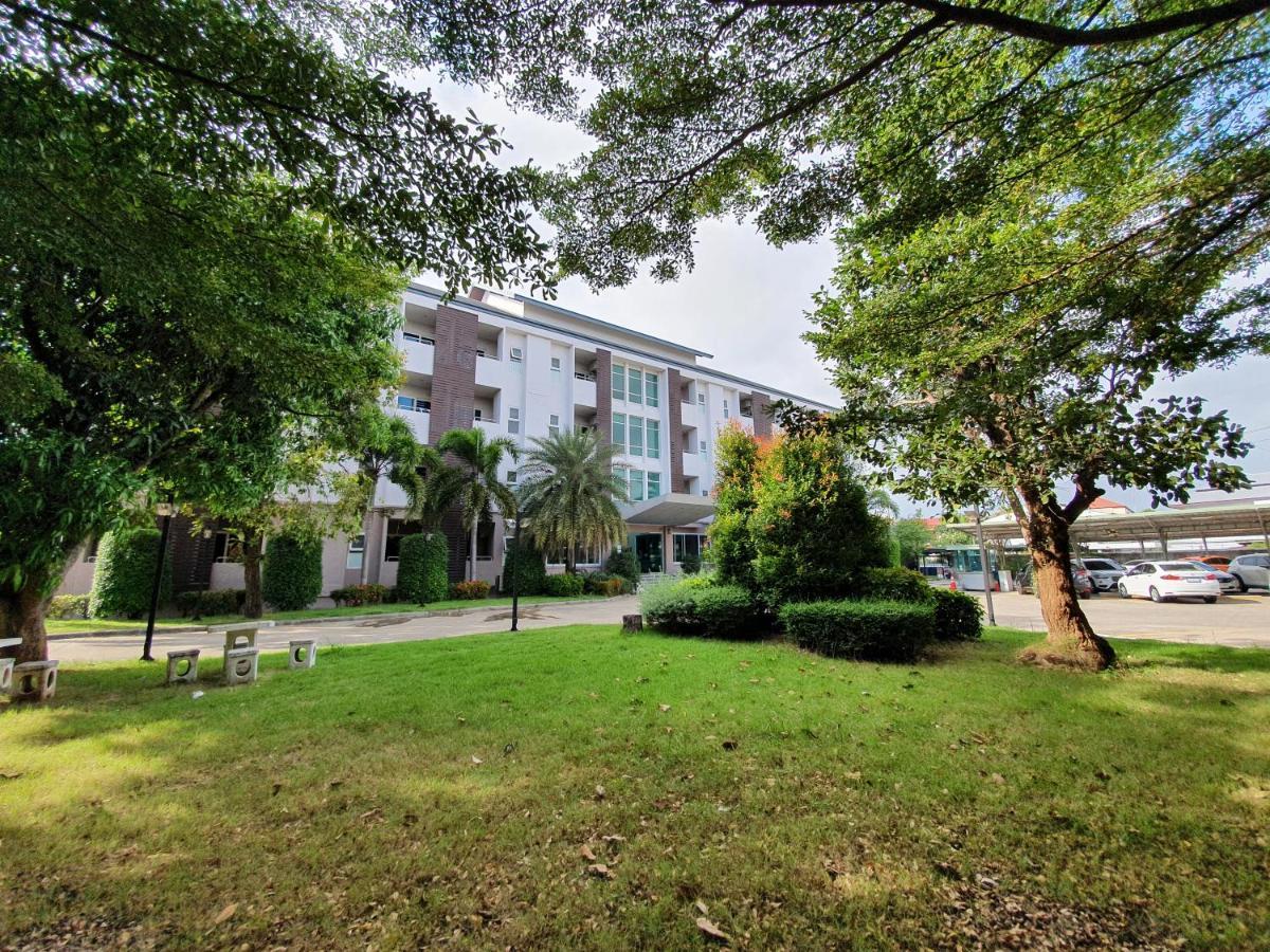 Orchid Surin Apartment Exterior photo